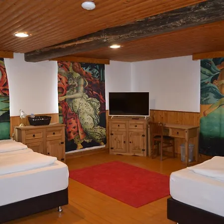 Altes Faehrhaus Otel *