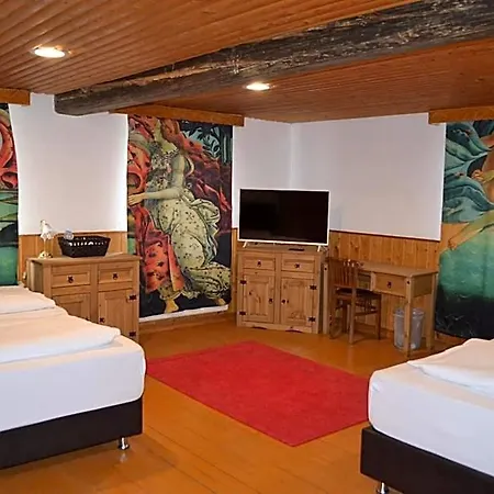 Altes Faehrhaus Otel *