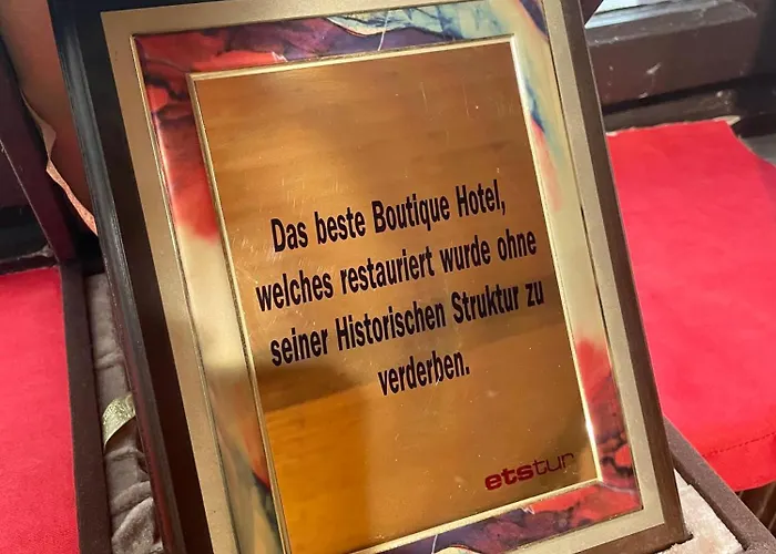 Hotel Altes Faehrhaus Duisburgo