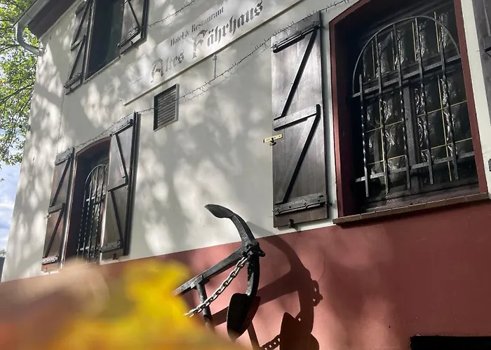 Altes Faehrhaus * Duisburgo